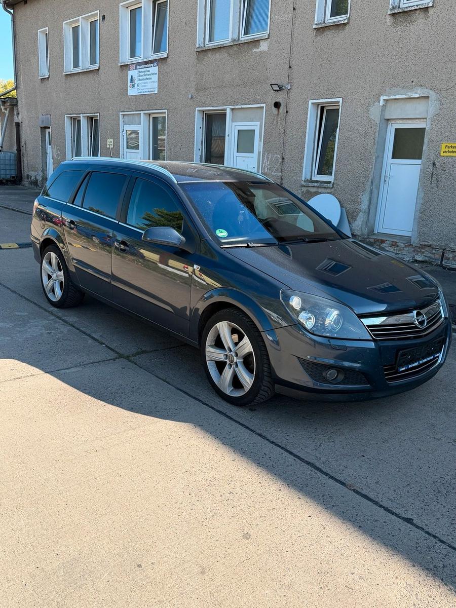Opel Astra 2008 — engine 150 HP (110kW)