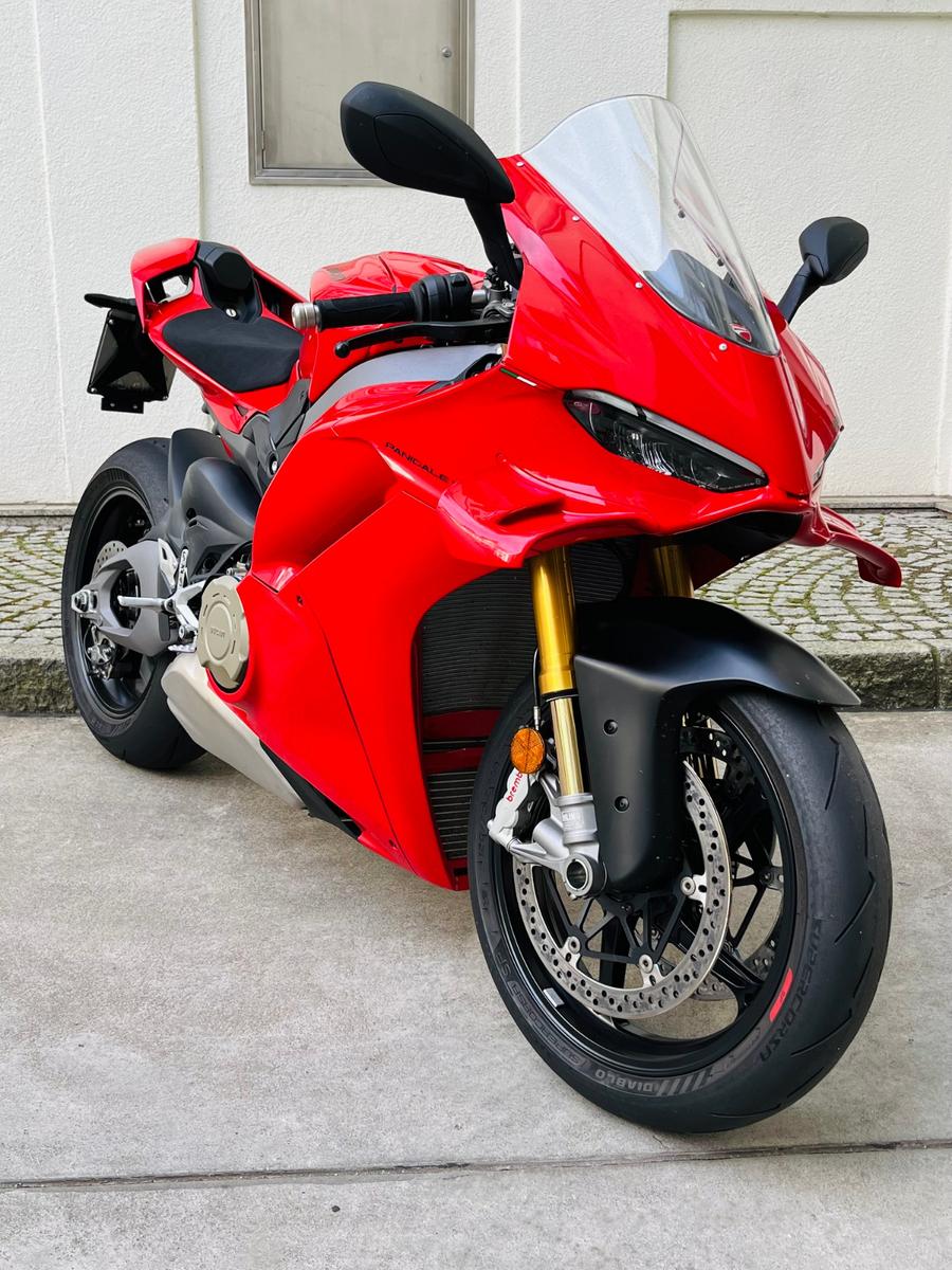 Ducati Panigale V4S