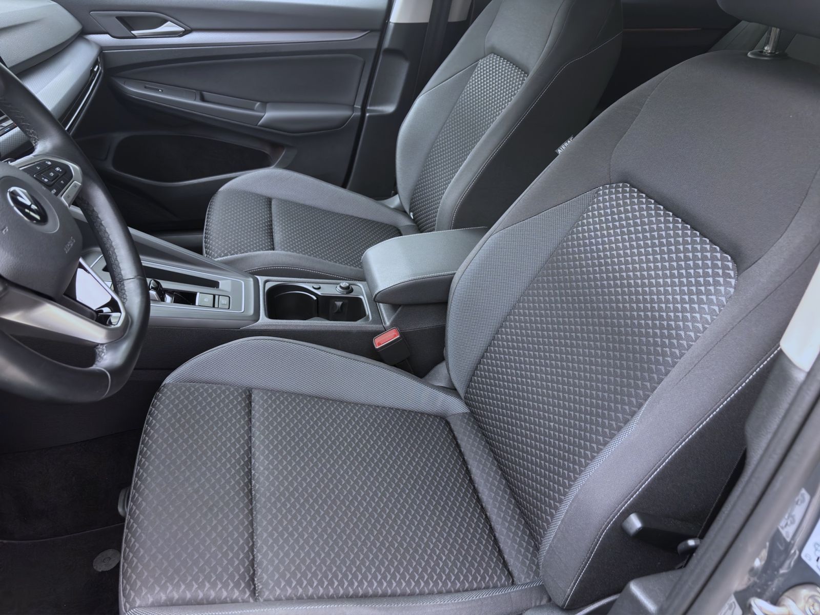 Volkswagen Golf - Bild 10