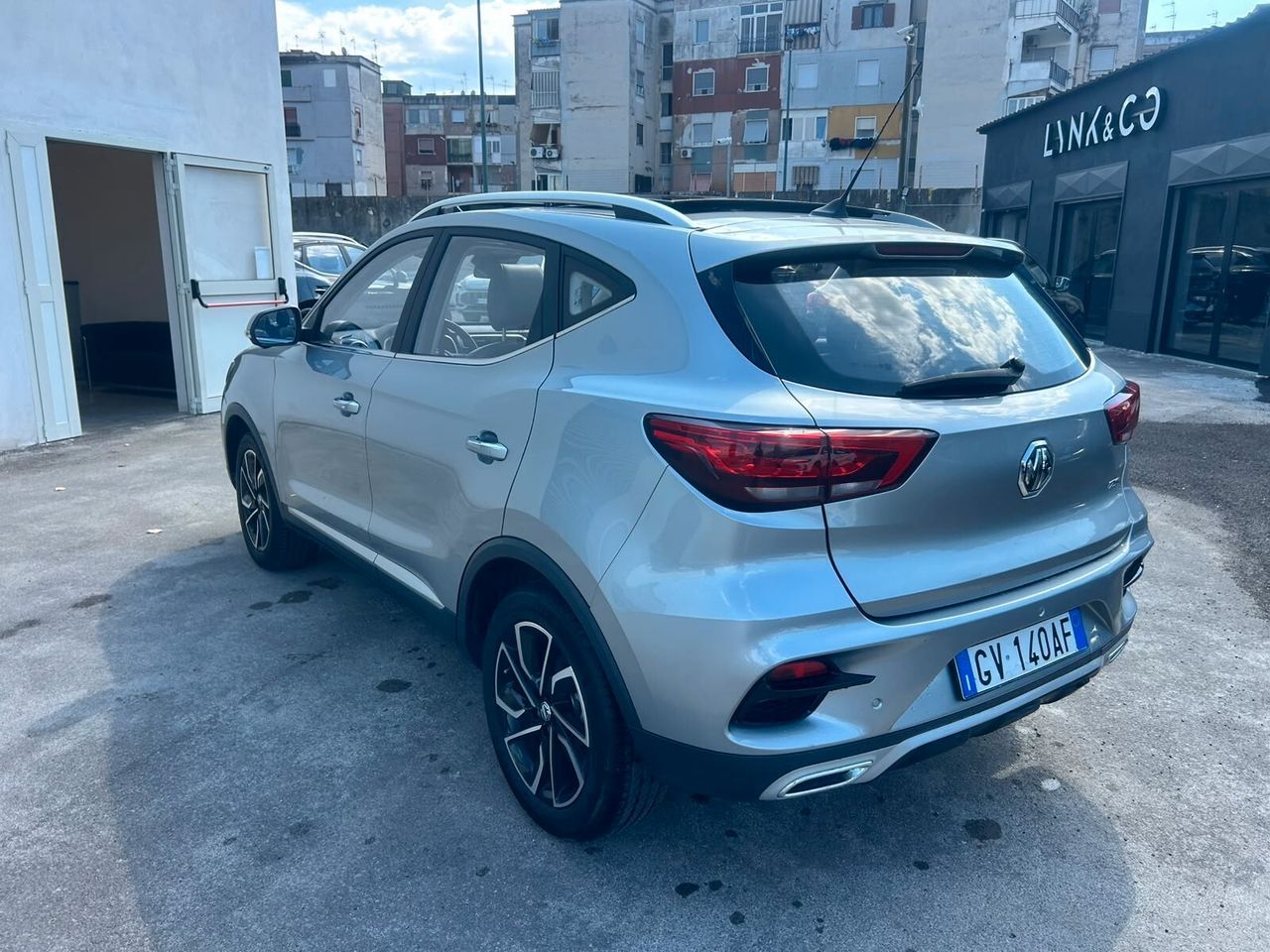 MG ZS