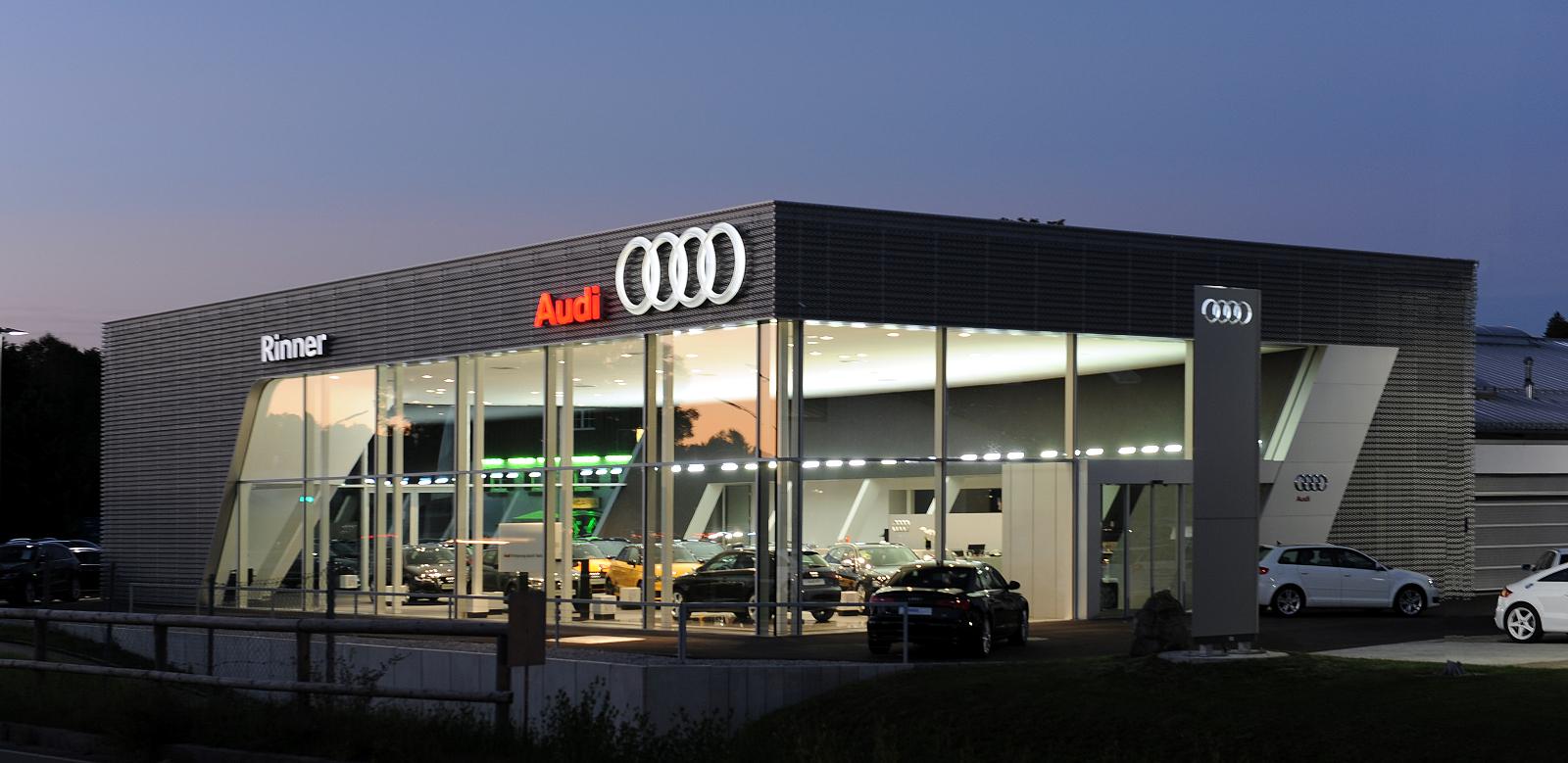 showroom-image-top