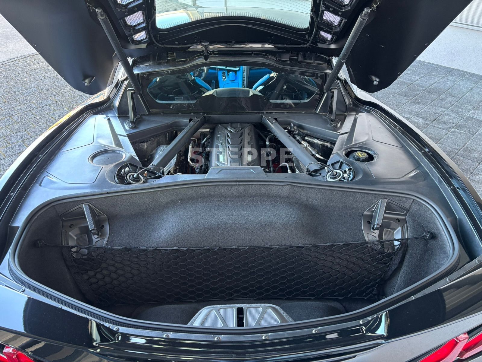 Corvette C8 Stingray Coupe 6,2 V8 3LT Europamodell STEPPE