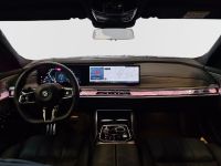 BMW M760 - Vorschau Bild 8