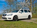 Skoda Octavia RS Combi 2.0 TDI 170 PS DSG ... - Skoda Octavia aus 2011: RS Combi