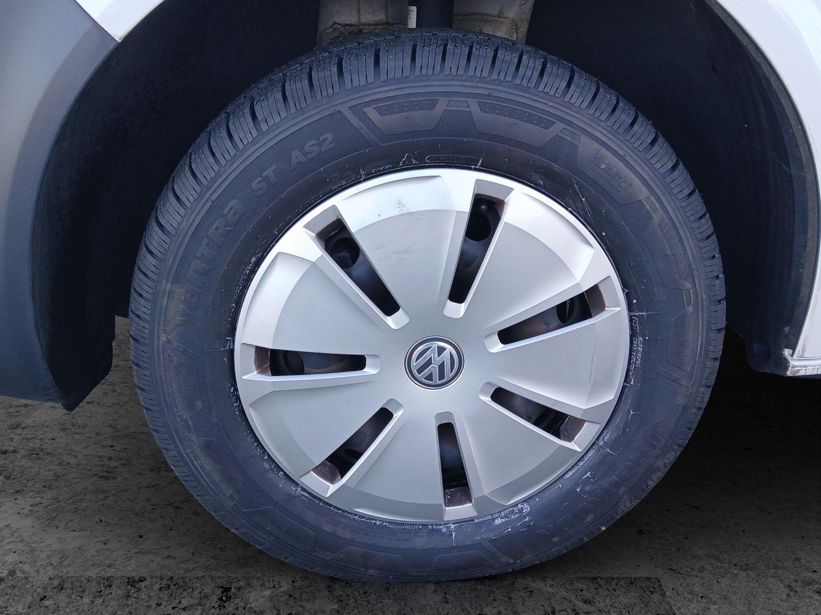 Fahrzeugabbildung Volkswagen T6 Transporter T6.1 TDI Kasten EcoProfi AHK DAB
