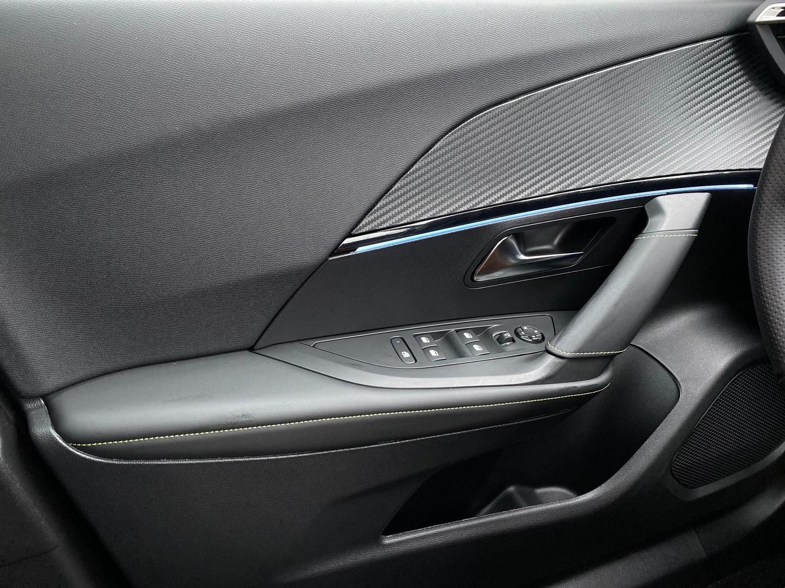 PEUGEOT 2008 1.2 PureTech GT LED#SHZ#NAVI#KLIMA#TEMP#DAB - Image 18