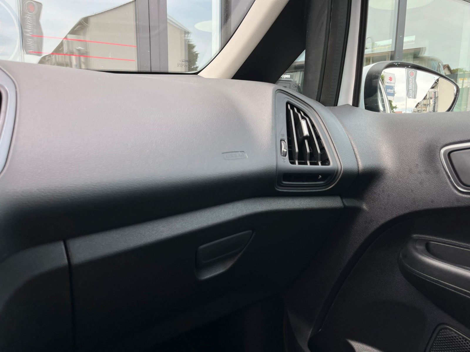 Fahrzeugabbildung Ford B-Max 1.6 Sync Edition