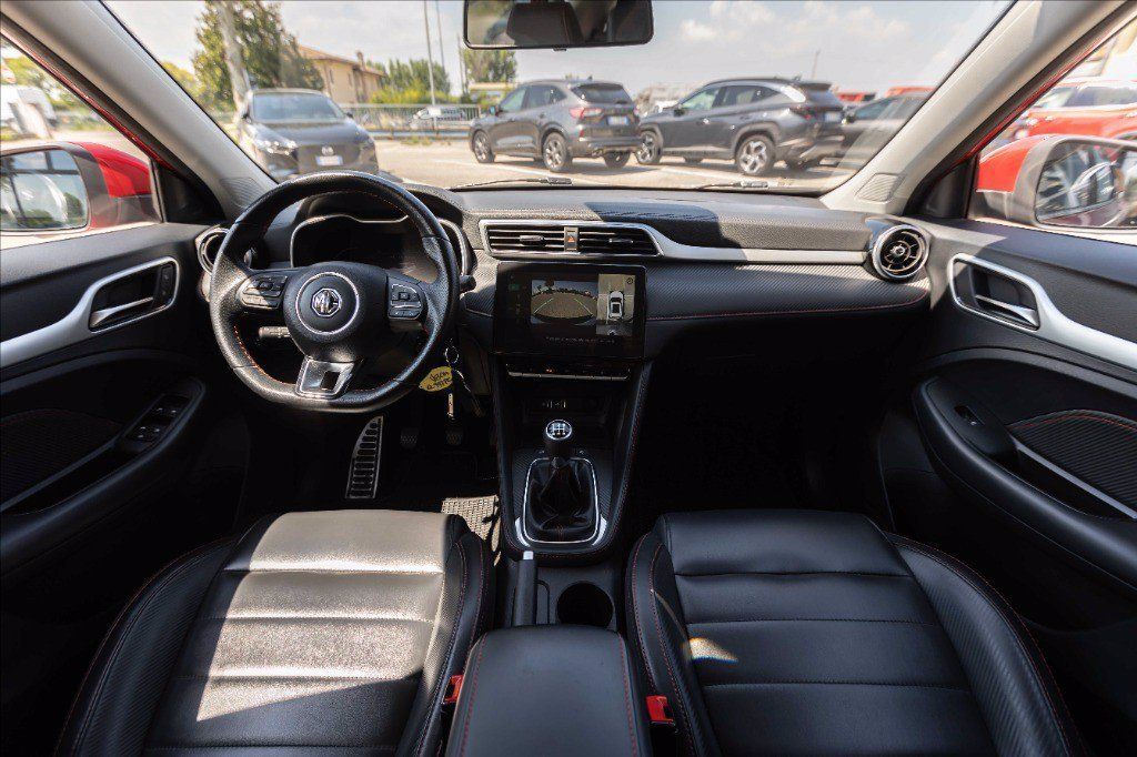 MG ZS