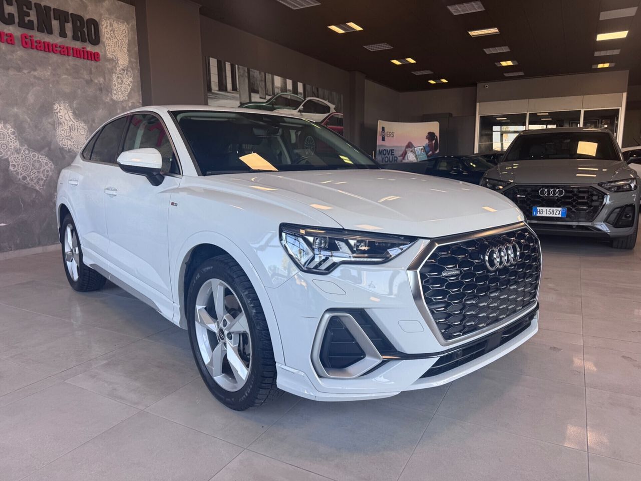 Audi AUDI Q3 SBACK 2.0 TDI SLINE EDITION QUATTRO imagem 3