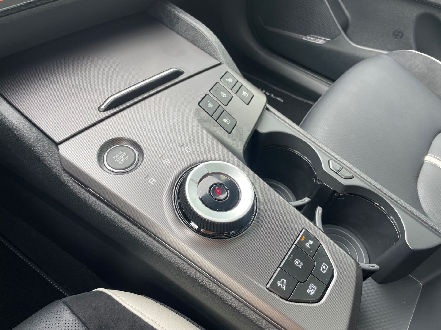 Fahrzeugabbildung Kia Sportage GT Line AWD LED Schiebedach 360Kamera