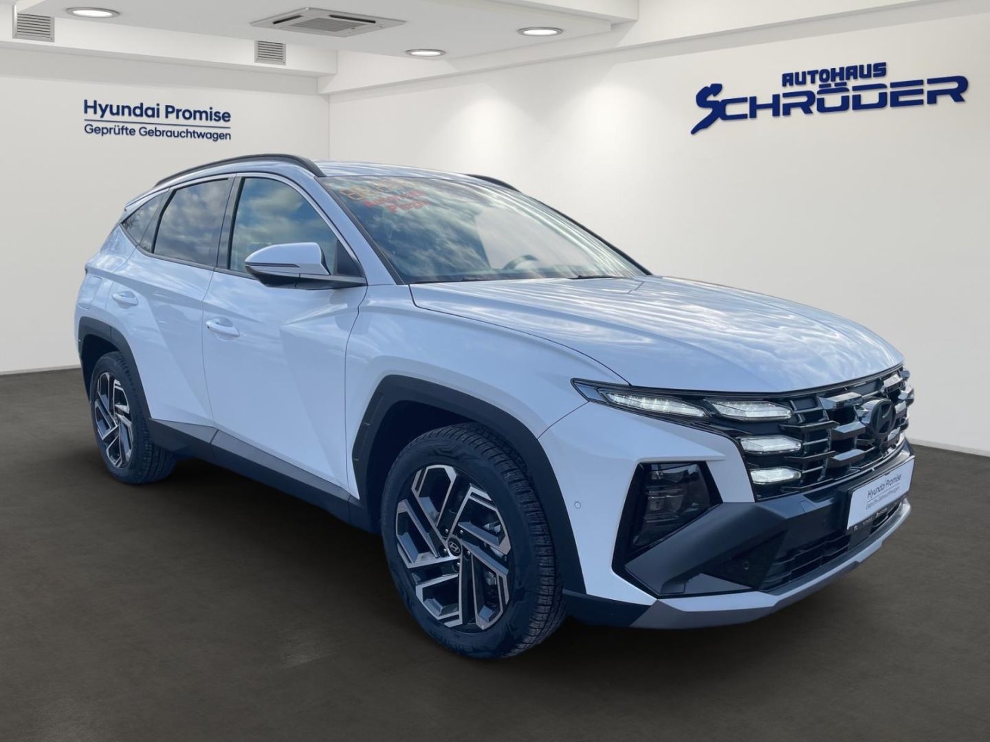 Fahrzeugabbildung Hyundai Tucson Prime Plug-In Hybrid1.6 T-GDI 4WD ASSISTE