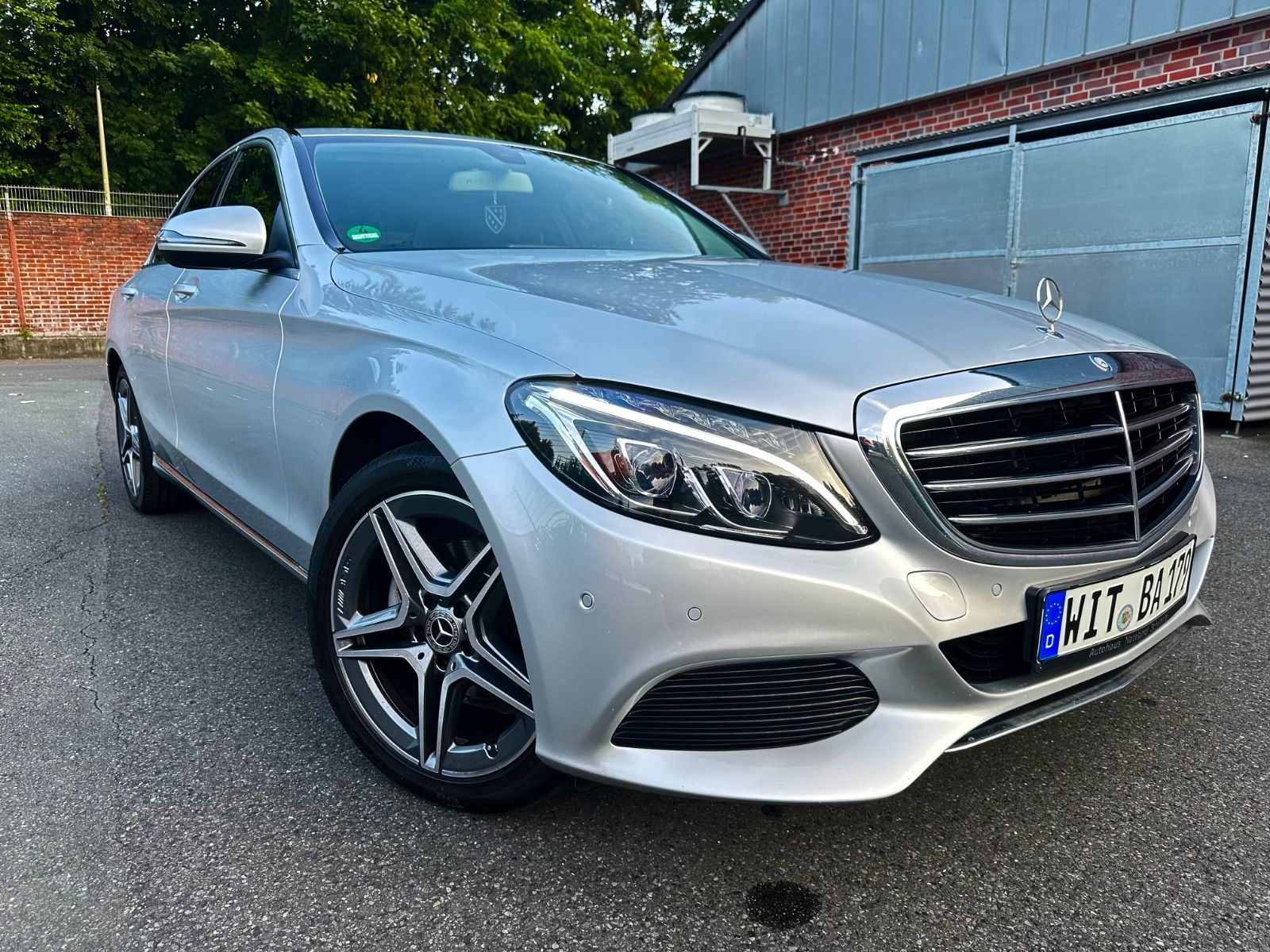 MERCEDES-BENZ C 200 d Autom. -