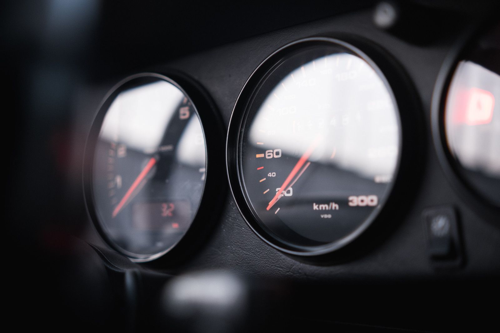 Fahrzeugabbildung Porsche 993/911 Carrera-dt. Auto-unfallfrei-Schalter