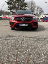 Mercedes-Benz GLE 350 d 4MATIC - - rote Mercedes-Benz GLE-Klasse