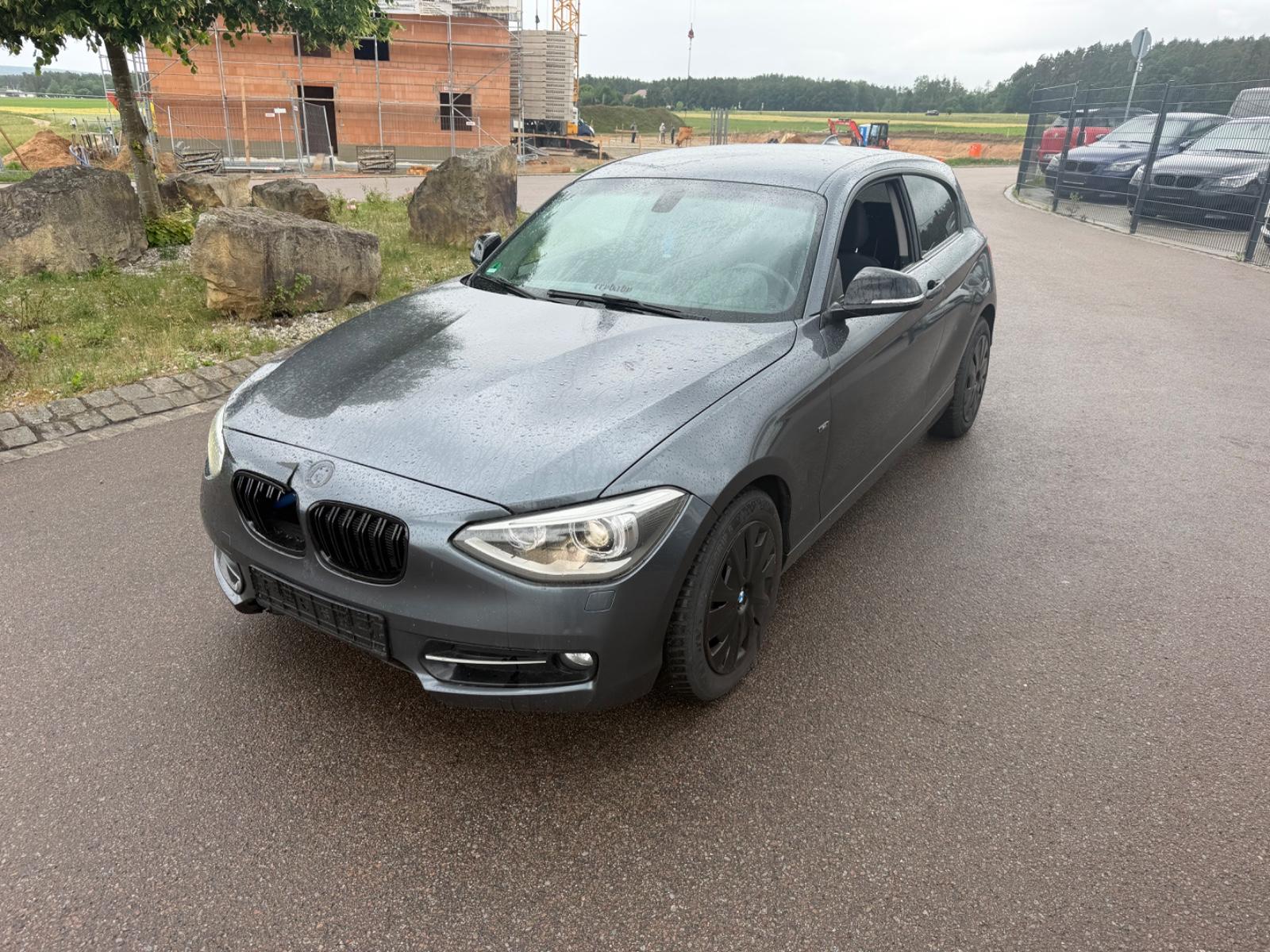 BMW 3-trg. 116 i Sport *Navi*SHZ*Xenon*