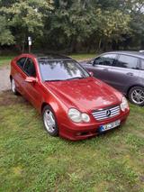 Mercedes-Benz CE 200 C200 Kompressor Sportcoupé - - Mercedes-Benz CE 200