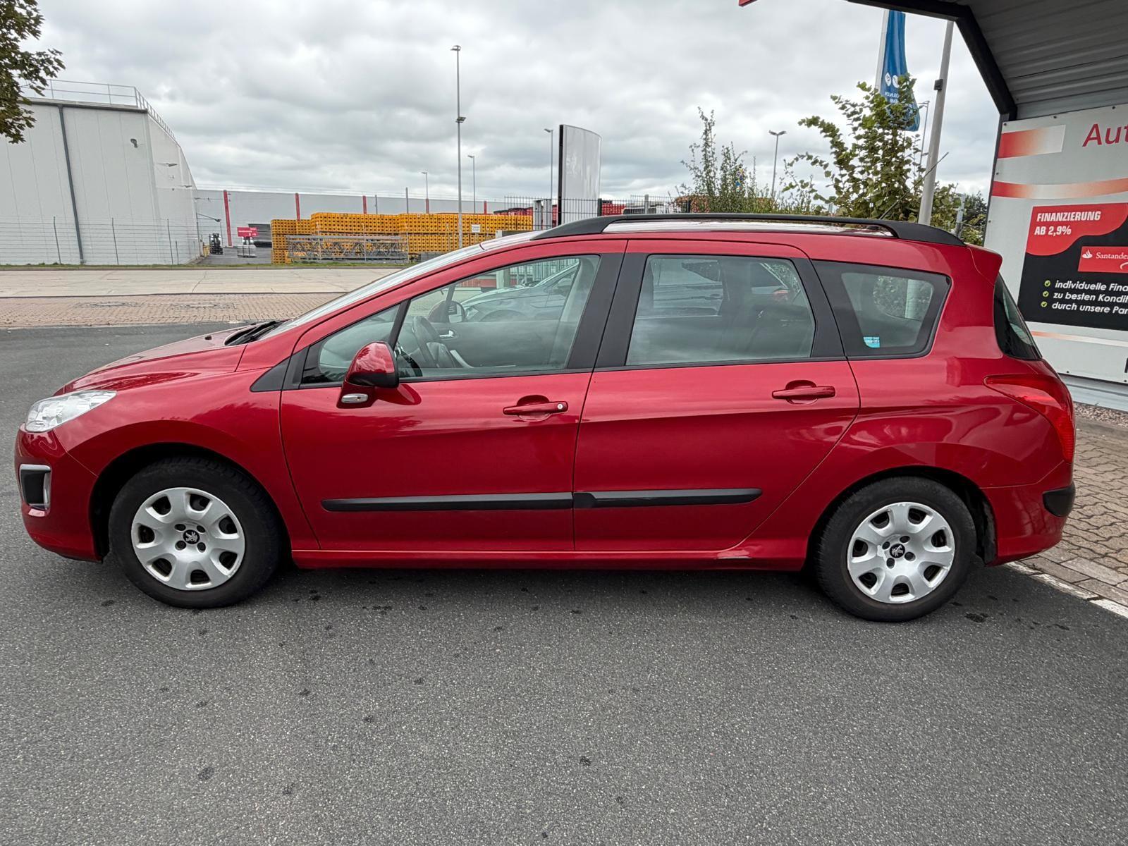 Peugeot 308 2012 — photo 9