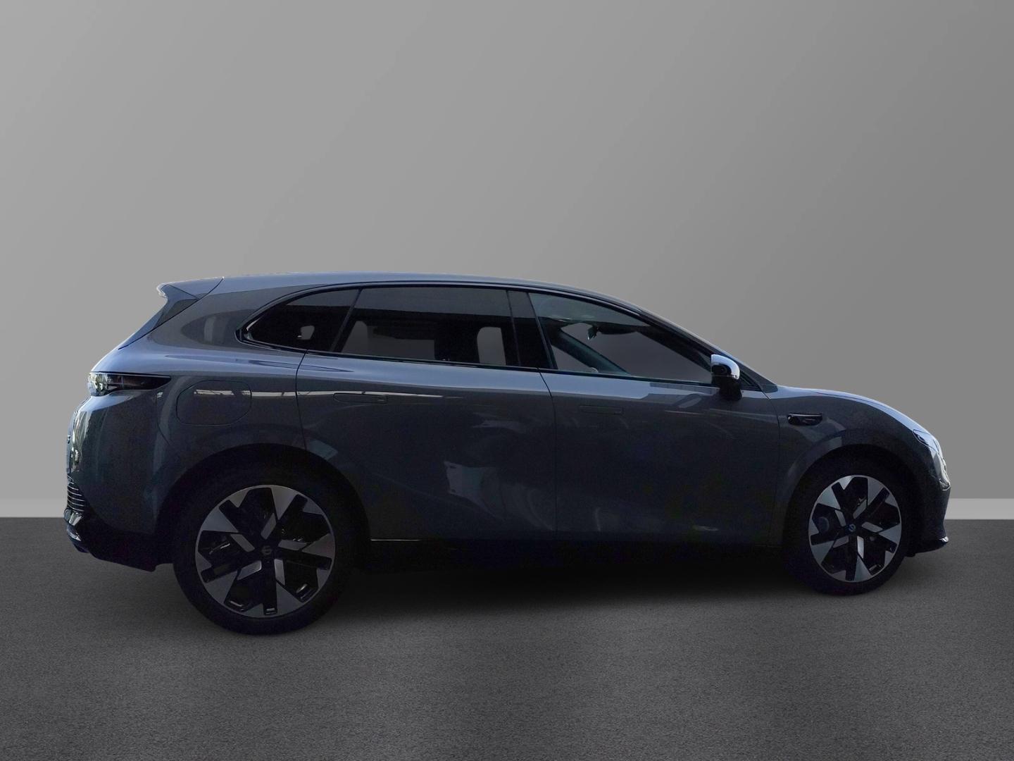Leapmotor B05 Design ProMax 67,1kWh Panorama 360°Kamera LE