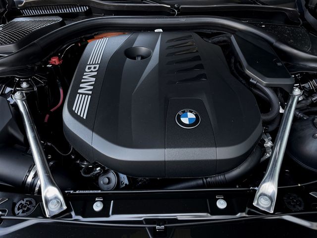 Foto Nummer 14: BMW 550e xDrive