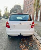Skoda Fabia Combi 1.4l Elegance Elegance - Skoda Fabia aus 2009: Combi