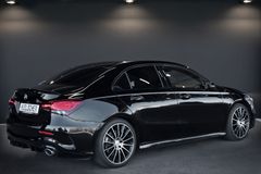 MERCEDES-BENZ A 35 AMG 4M Limousine*Keyless*Spur*SHZ*19"AMG*