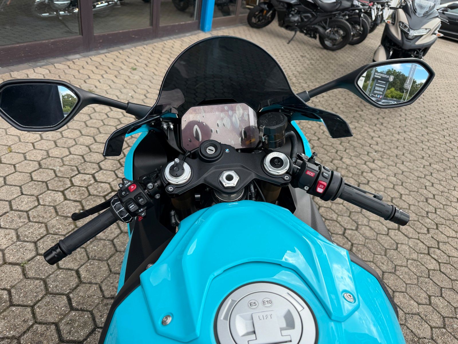 Fahrzeugabbildung BMW S 1000 RR - Sonderlackierung! Neu!