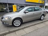 Volkswagen Passat Lim. Trendline 1.Hand +GARANTIE+ - Volkswagen Passat in Köln