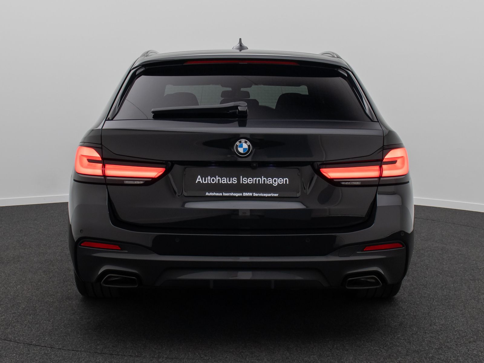Fahrzeugabbildung BMW 540d xD M Sport Individual HUD DAB H/K Laser