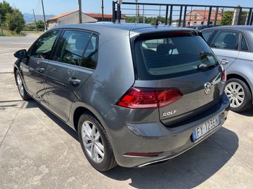 Volkswagen Golf - 7