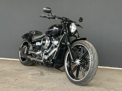 HARLEY DAVIDSON Softail Breakout 107 mit JEKILL & HYDE KLAPPE