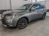 Mitsubishi Outlander INSTYLE 7 Sitzer 4WD AHK NAVI LEDER... - Mitsubishi Outlander Instyle mit Diesel-Antrieb