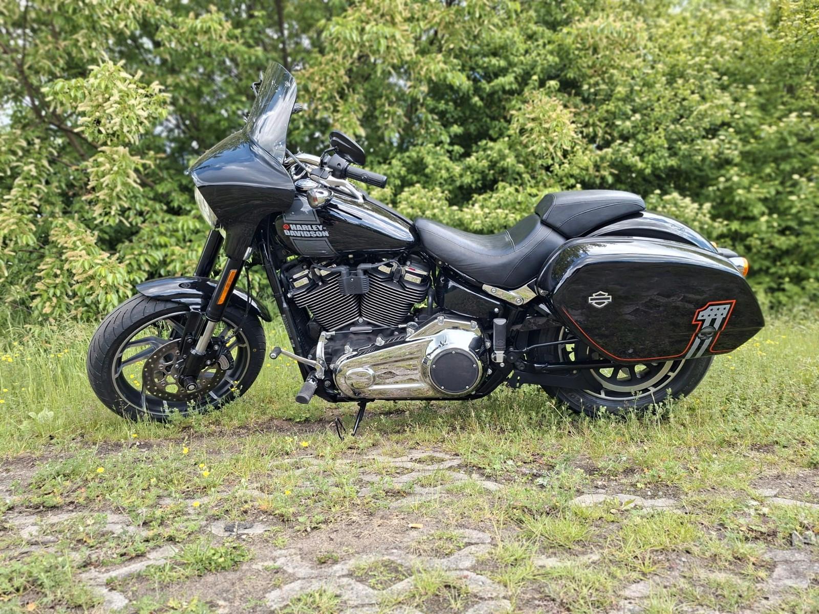 Harley-Davidson Sport Glide 107cui Softail FLSB  5HD HU/Wartung