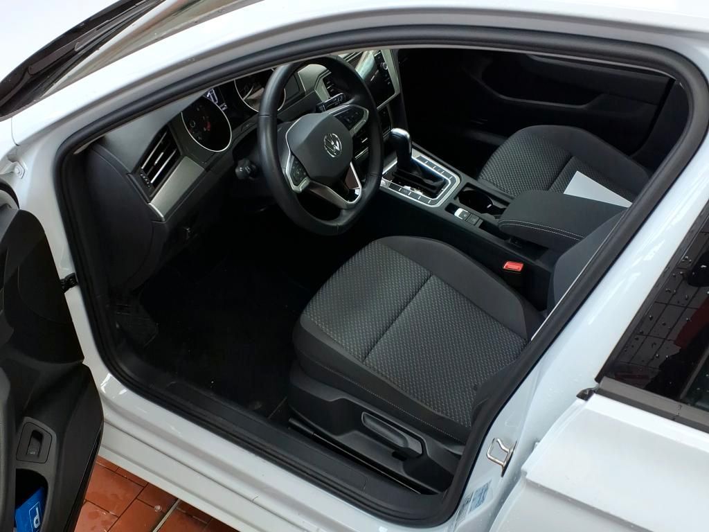 Volkswagen Passat Variant - Bild 6