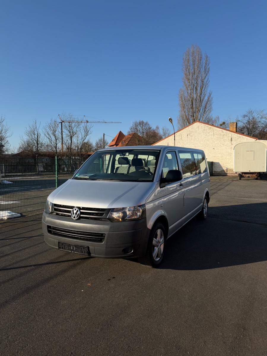 Volkswagen T5 Caravelle