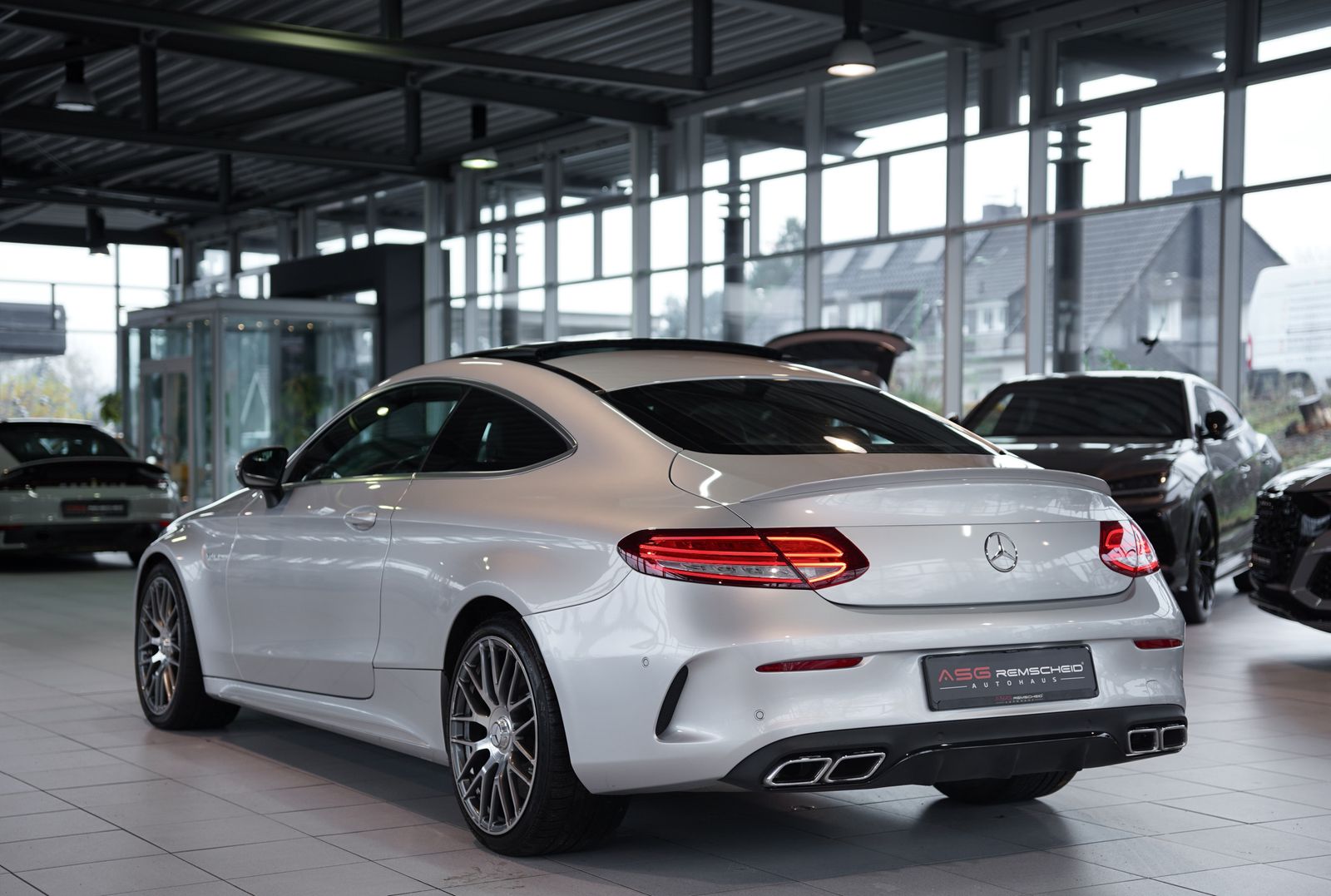 Mercedes Benz C 63 Amg