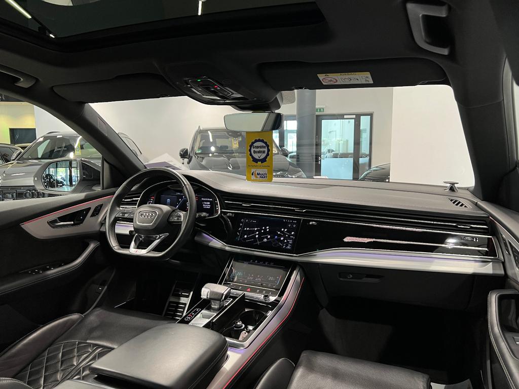 Audi SQ8