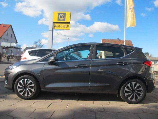 Ford Fiesta Titanium, Navi, RF-Kamera, Winterpaket