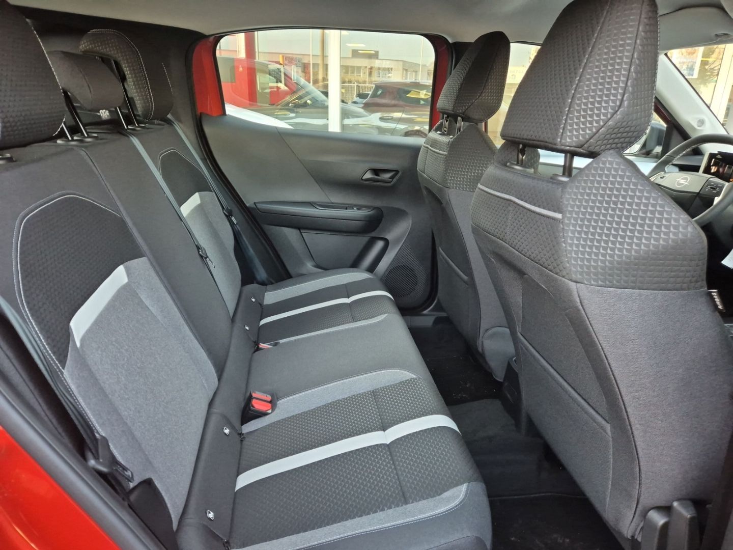 Fahrzeugabbildung Opel Frontera 81kW Mild-Hybrid EU6e Edition 1.2 74 kW