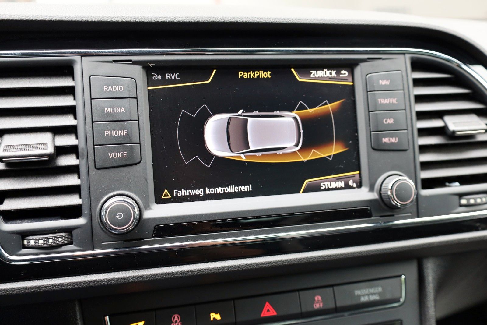 Fahrzeugabbildung SEAT Leon Cupra 265 T.Leder,Navi,LED,Kamera,Apple Car