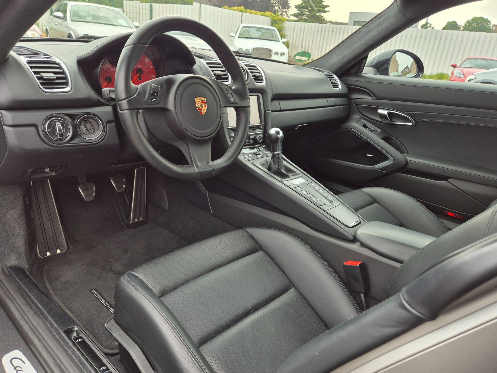 Fahrzeugabbildung Porsche Cayman GTS "All Black"/Approved/Schalter/1A Zust