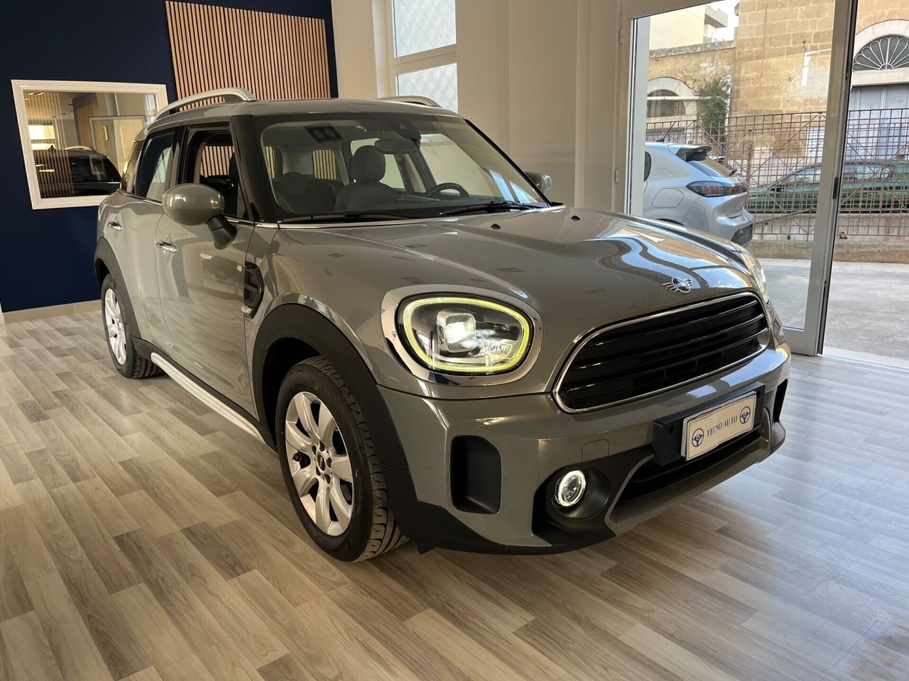 MINI Mini Cooper D Countryman 1.5 One imagem 3