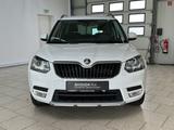 Skoda Yeti 1.4 TSI DSG Drive 4x4 PDC SHZ XENON AHK - Skoda Yeti Gebrauchtwagen in Hannover