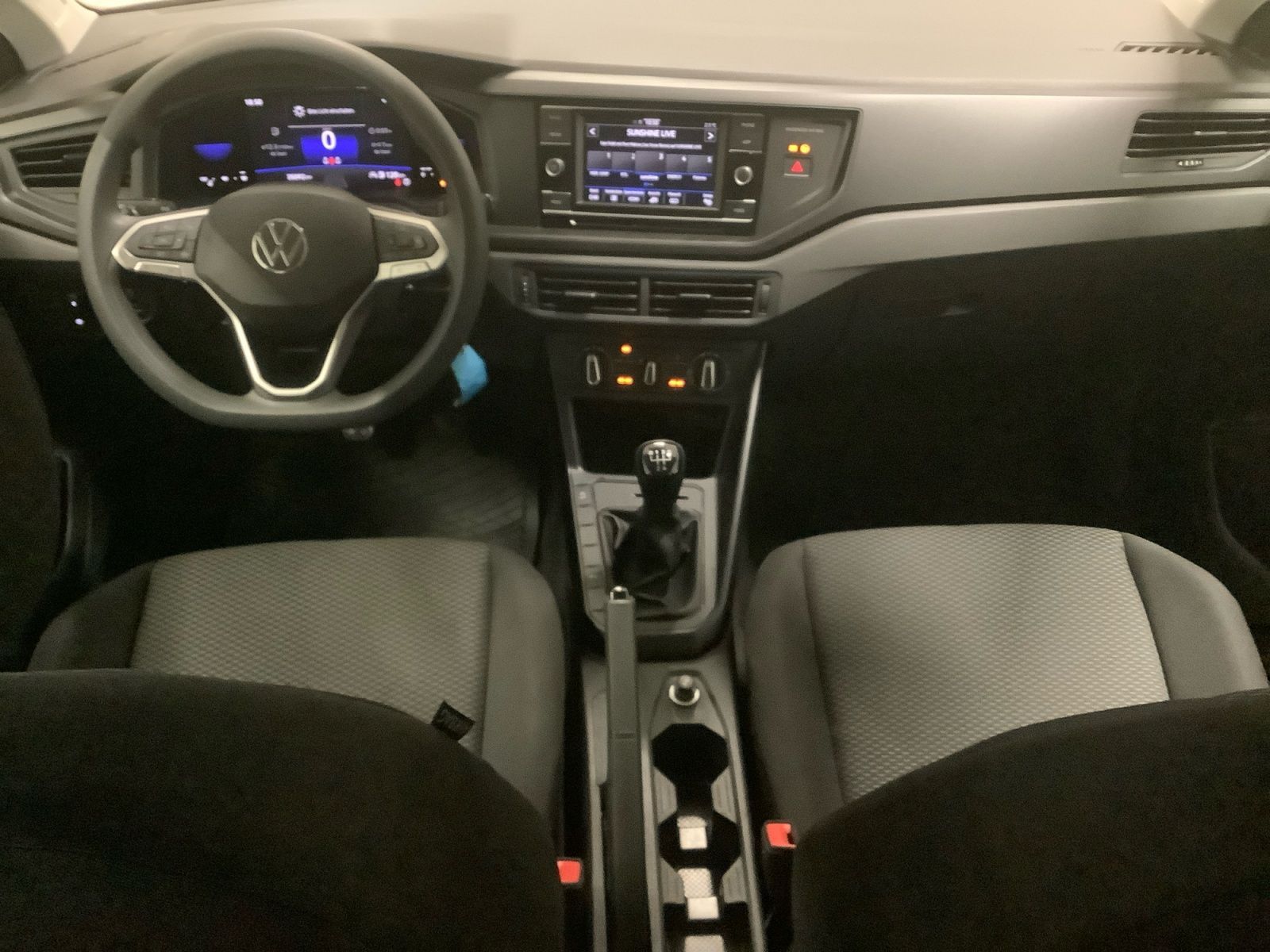 Polo 1,0 l 59 kW LED, Klima, SHZ, PDC