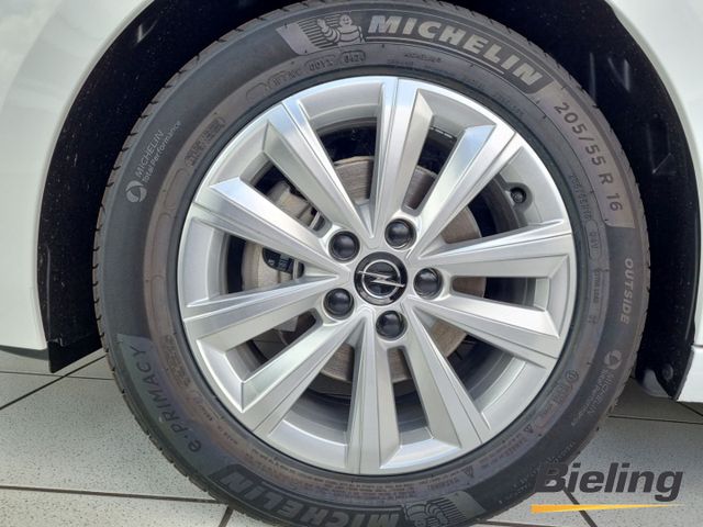 Astra Sports Tourer Enjoy 1.2 Turbo