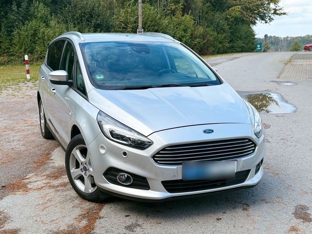 Image of Ford S-Max