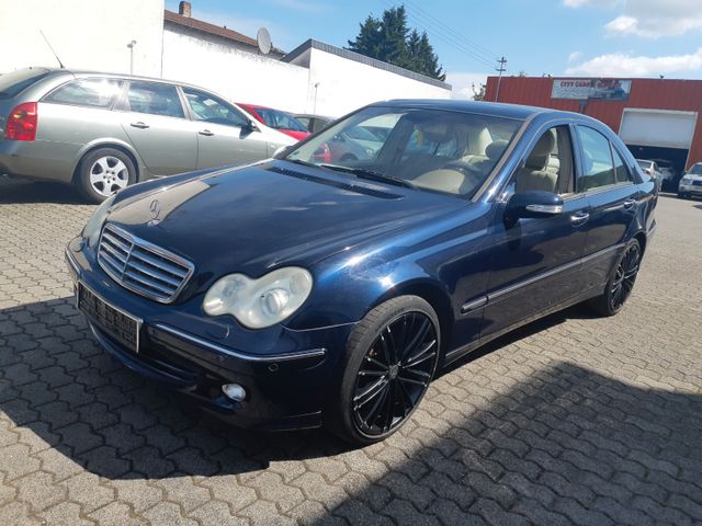 Mercedes-Benz C 320 C -Klasse Lim. C 320 4Matic