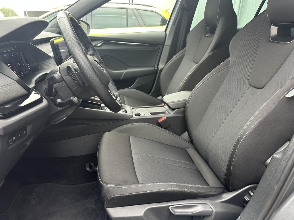 Skoda Octavia 2023 г. Серый, пробег 56750 км