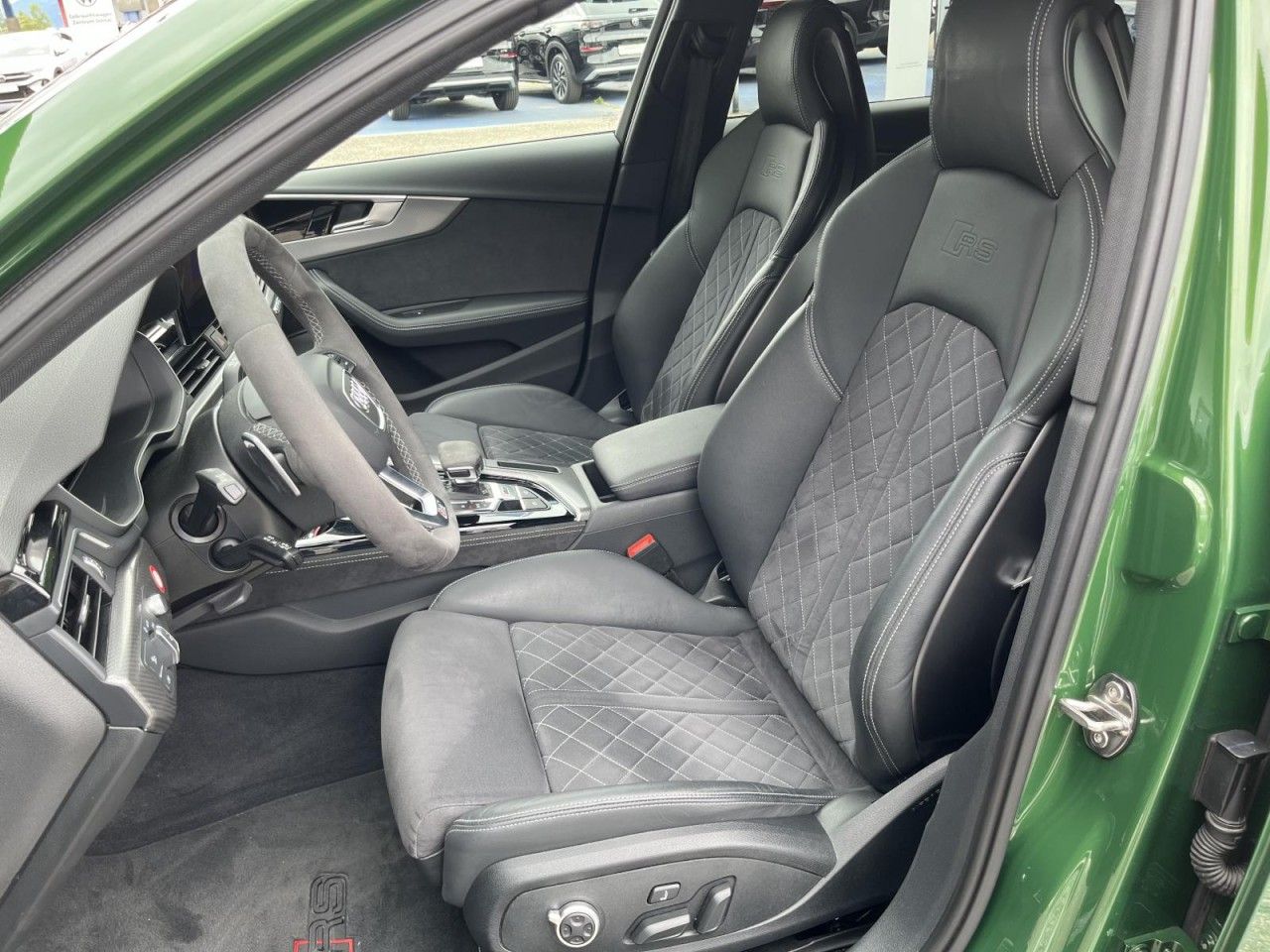 Audi RS4 Avant 2,9 TFSI quattro tiptronic (LED-Matrix foto 9