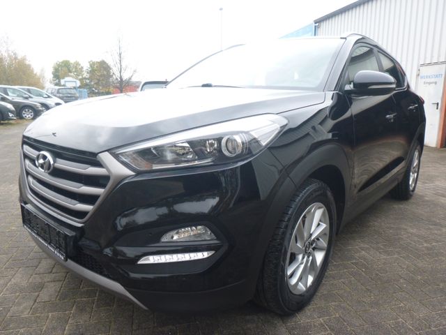 Hyundai Tucson blue CRDi Trend 2WD