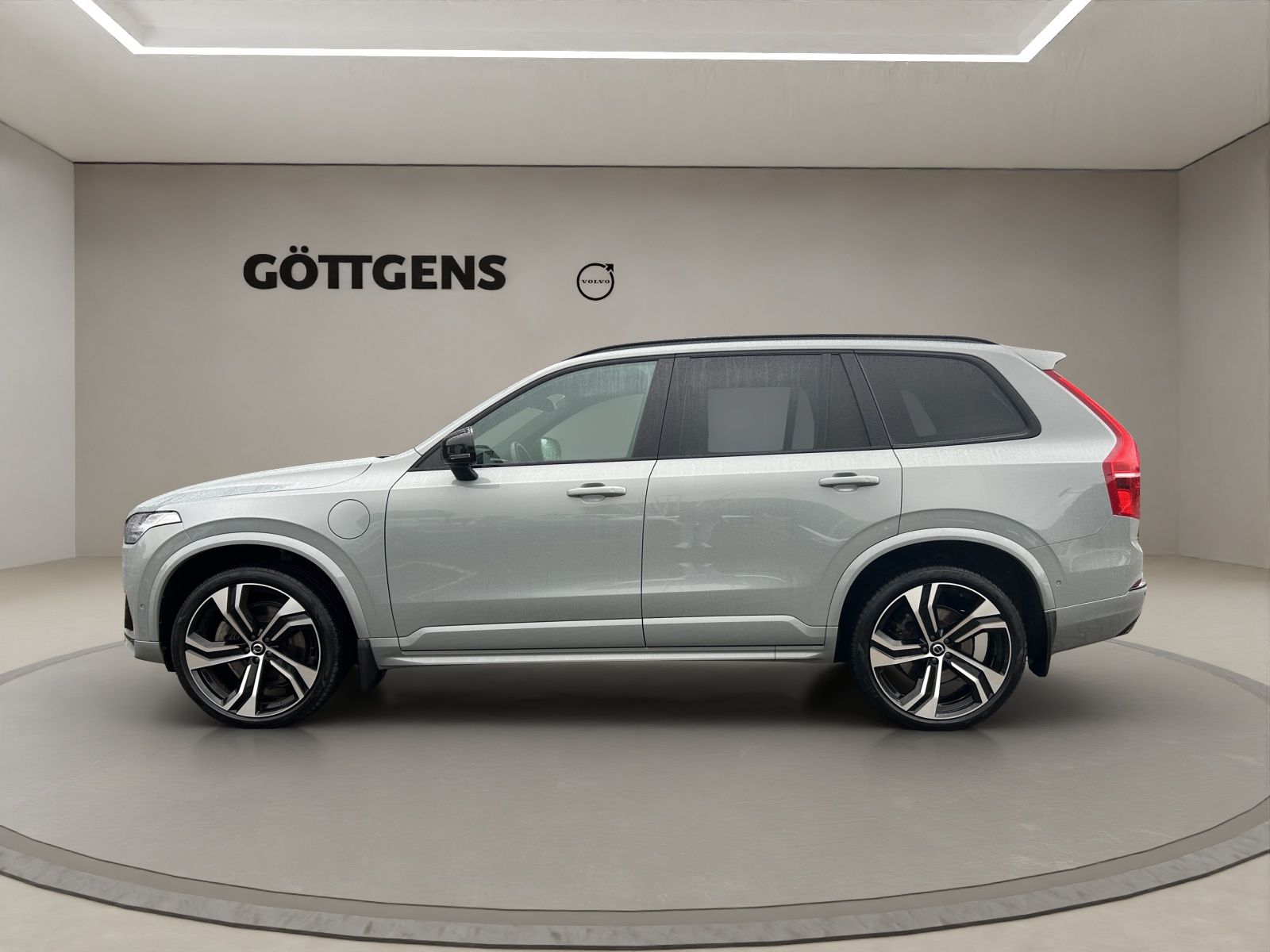 Volvo XC90 T8 AWD Plus Dark AHK LUFT 360° 22LM imagem 2